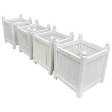 The versailles, or orange tree planter range, is a luxury planter with exquisite detailing. Near Set Of Four French Painted Hardwood Versailles Planters At 1stdibs