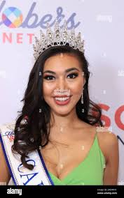 Grace lee hi-res stock photography and images