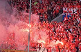 Als atsuto uchida im sommer 2017 vom fc schalke 04 zum 1. 1 Fc Union Berlin In Der Relegation Warum Die Fans Der Beste 12 Mann Sind Watson