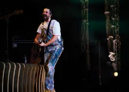Seeing Noah Kahan in Denver this weekend? Here’s how to avoid traffic.