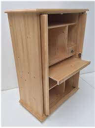 Sparen sie mit einer maßarbeit wertvollen platz. Pc Schrank Fussen Mit Vollholzturen Im Sondermass Landhausmobel Dietersheim