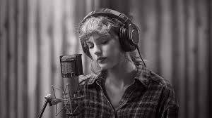 Discover the ultimate collection of the top 54 taylor swift wallpapers and photos available for download for free. Taylor Swift Evermore Wallpapers Wallpaper Cave