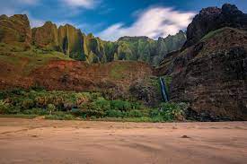 Into The Wild Napali A Hiker S Journey On The Kalalau Trail Hawaii Magazine Kauai Travel Hawaii Magazine Places To Go