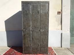 Table Basse Pour Petit Salon 16 Mobilier Industriel Armoire Metallique Vestiaire Achat Antiquites Casier Vestiaire Casiers Metalliques Vestiaire Metallique