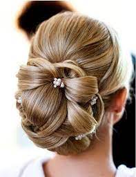 Coiffures De Mariee Les Tendances De 2015 Chignon Mariee Coiffure Mariage Coiffure Mariee