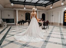 Bei uns dauert es keine minute, bis du deine gebrauchte kleidung in das system eingegeben hast. Brautkleider Potsdam Gunstig Kaufen Vanity Bridal