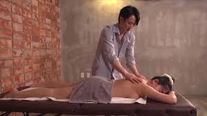 Massage kích dục cho chị gái múp và cái kết