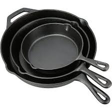 Ozark Trail 3 Piece Seasoned Oil Cast Iron Skillet Set Walmart Com Cast Iron Skillet Set Cast Iron Cast Iron Set