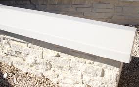 Couvertine Double Pente En Beton Blanc Prefabrique Pour Proteger Les Murets Beton Prefabrique Prefabrique Beton Blanc