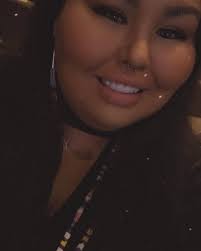 Dee Lowe (@deelowe34) • Instagram photos and videos