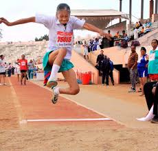 Manipur Times - Oinam Rashi Devi, aged over 75 yrs from Manipur, in action  during 35th National Masters Athletic Championship 2014 in Coimbatore on  February 25. Photo source PTI Source : Deccan