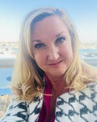 Kari Middleton Hendrix (@kari_middleton_wealth) • Instagram photos and  videos