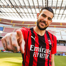 Tier 2longo via milan posts. Ac Milan Official Website