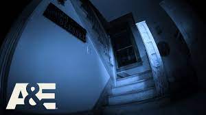 Real ouija board experience for the first time! Ghost Hunters Haunted Staircase Creaks At Night Season 1 A E Youtube
