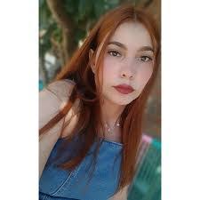 Sandy Carbajal's Instagram, Twitter & Facebook