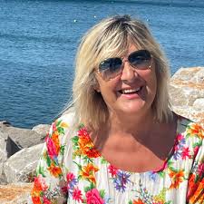 Fin dall'inizio delle indagini sulla morte di Liliana Resinovich, si sono  fatti spazio due protagonisti: il marito Sebastiano Visintin, indagato per  la morte della donna, e Claudio Sterpin, l'amico speciale di Lilly,