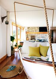 Beach houses and nautical decorations are a perfect match, if there is ever one to be found. Boho Room Beach Novocom Top