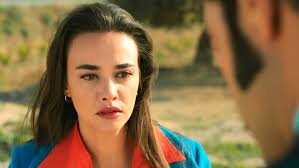 Ümit, ¿doble rasero? ¡La joven alerta a Demir de la existencia de las  fotografías!