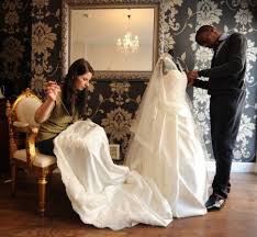 Royal Wedding Would You Wear A Replica Of Kate Middleton S Wedding Dress They Ll Be On Sale Very Soon Kate Middleton Wedding Wedding Dresses Wedding Dress Replica
