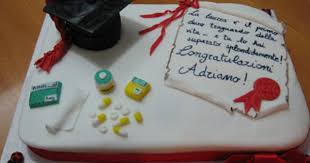 Le Torte Di Michy Torta Di Laurea Scienze Infermieristiche Torta Laurea Torte Torte Di Laurea