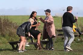 We did not find results for: Melanie Sykes Films A New Boddington S Advert 20 Years After Finding Fame On Beer Commercial