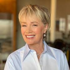 What Makes a Leader' With Brett Mooney, President & CEO of Amex Canada