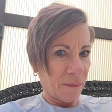 What food options are suitable for Sphynx cats with allergies?