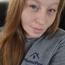 Earlene Sharp's Instagram, Twitter & Facebook