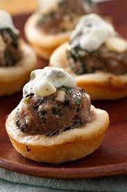 With very few ingredients, it's still packed with flavor. These Christmas Finger Foods Will Impress All Your Guests Appetizers Best Holiday Appetizers Christmas Appetizers Easy Holiday Appetizers Recipes