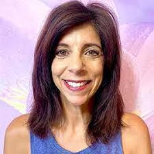 Debbie Pedersen's Instagram, Twitter & Facebook