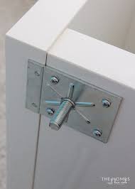 How To Add Feet To An Ikea Kallax The Homes I Have Made Kallax Ikea Ikea Diy Kallax