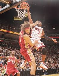 Dwyane Wade S Top 10 Career Moments Basketball Players Nba Nba Pictures Dwyane Wade