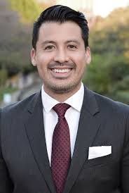 Richard Davila's Instagram, Twitter & Facebook