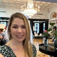 Amber Drake's Instagram, Twitter & Facebook