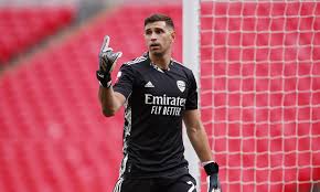 Mit pool, wlan & garten. Goalkeeper Emiliano Martinez Agrees To Join Aston Villa On Expected Four Year Deal Daily Mail Online