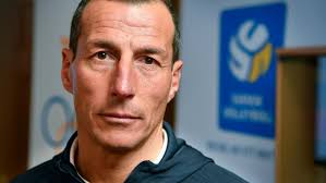 Gallardo lämnar landslaget av familjeskäl