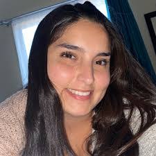 Elizabeth Quezada's Instagram, Twitter & Facebook