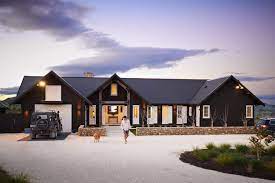 Hawkes Bay New Zealand Farmhouse Exterior House Exterior Barn House