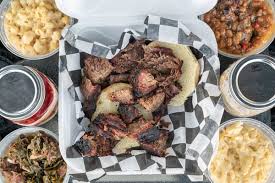Smokey Dunks(food truck) — Barbecue restaurant food truck in Topeka, Kansas