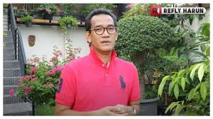 Refly harun, s.h., m.h., ll.m. Disebut Sakit Hati Karena Sering Kritik Refly Harun Sindir Balik Buzzer Dilayani Habis Waktu Tribunnews Com Mobile