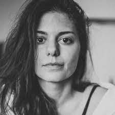 Nora White's Instagram, Twitter & Facebook