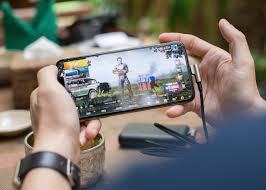 Free fire vs pubg mobile ultra graphics comparison.pubg vs freefire battle grounds. Pubg Vs Free Fire Which One Is Most Attractive For Gamers