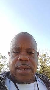 Melvin Oneal's Instagram, Twitter & Facebook