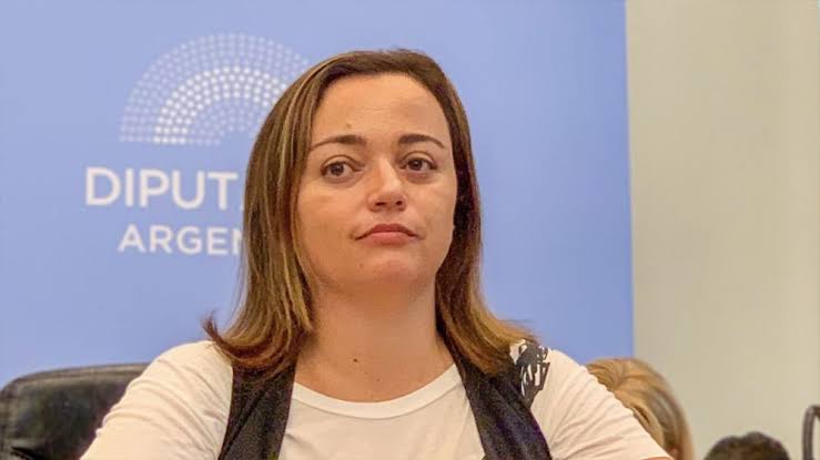 Cecilia Moreau propuso la creación de un frente parlamentario para "ponerle  un límite a los excesos del Gobierno" - Radio y Televisión Riojana