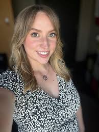 ☀️MORNING SUNSHINE!☀️ Happy Wednesday!!! Woo hoooo, we're halfway there!!!  Or are we closer than that? Who's off