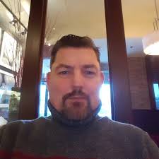 NEW MEMBER SPOTLIGHT! The Natchez Garden Club is proud to announce that Jeff  Bond has joined the Club! Born in Orlando, Florida, Jeff's parents hail  from Florida and Mississippi. He was raised