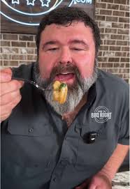 give her that shrimp and some BUTTER!! #bbqtiktok #seafood #shrimp  #easyrecipe #howtobbqright