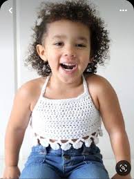 Blue Shells crochet top, very pretty color, I love it. Inspiration pattern:  https://cutt.ly/dailyfreepatterns . . . Credits: @letsallcrochet1989