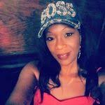 Daphne Bledsoe's Instagram, Twitter & Facebook