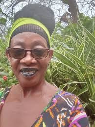 Iesha Roberts's Instagram, Twitter & Facebook